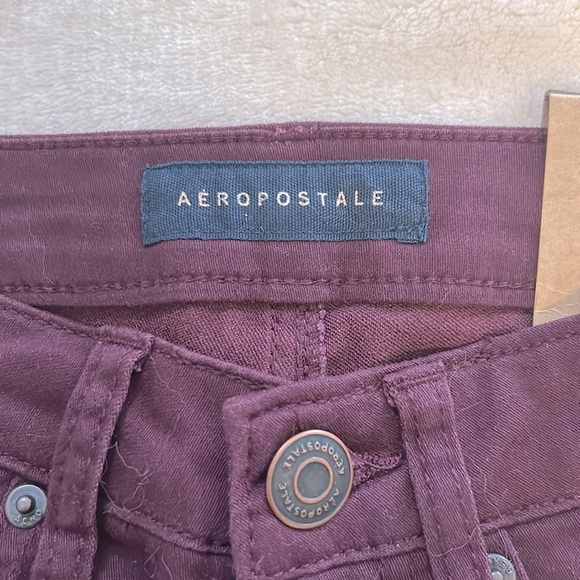AEROPOSTALE High Waisted Midi Maroon Jean Shorts Size 000 - Picture 4 of 8